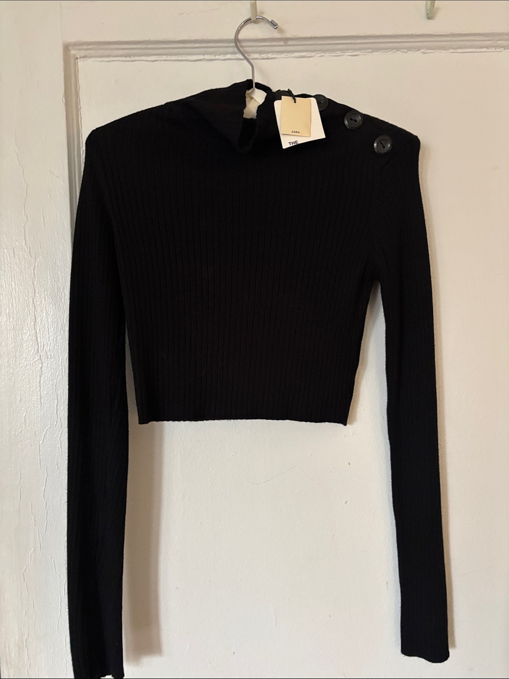 NWT Zara Black Cropped Ribbed Sweater